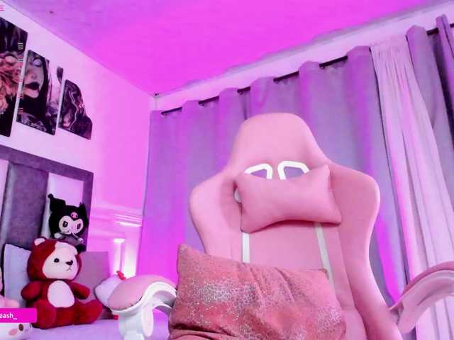 Maddieash live cam on BongaCams
