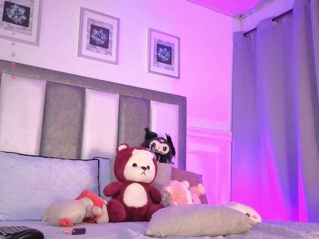 Maddieash live cam on BongaCams