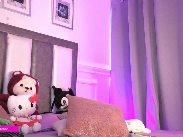 Maddieash live cam on BongaCams