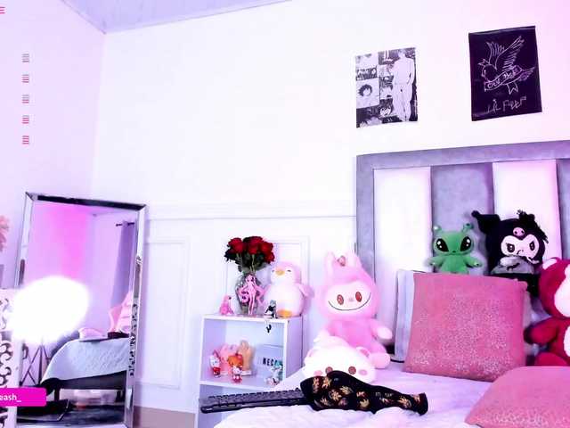 Maddieash live cam on BongaCams