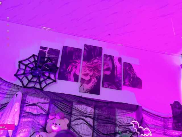 Maddieash live cam on BongaCams