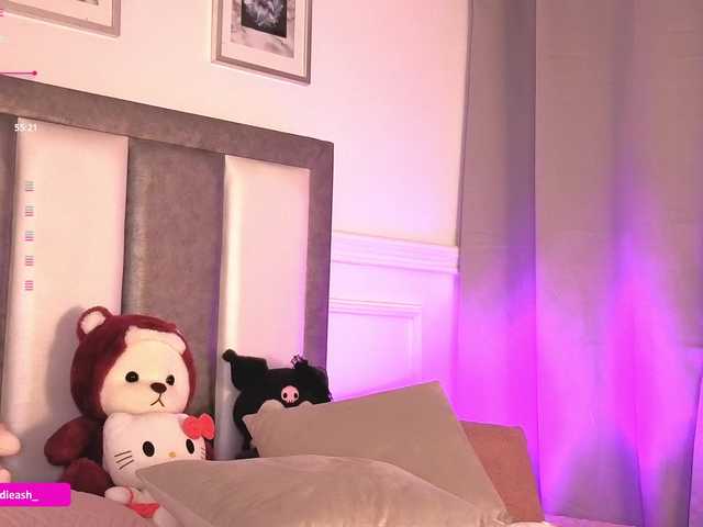 Maddieash live cam on BongaCams