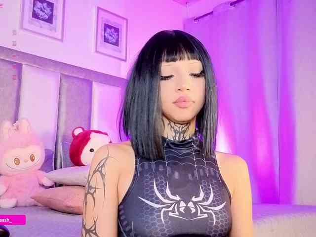 Maddieash webcam