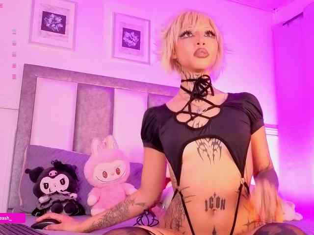 Maddieash webcam