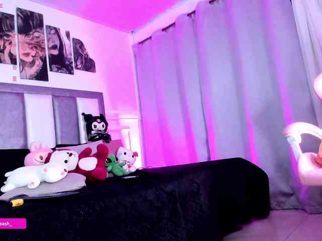 Maddieash webcam