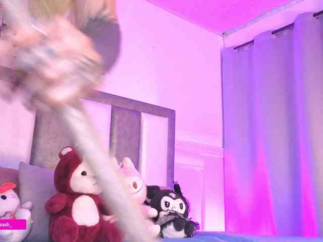 Maddieash webcam