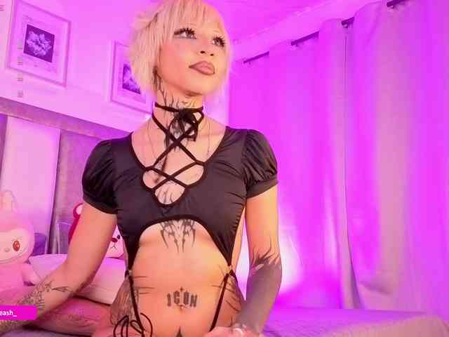 Maddieash webcam
