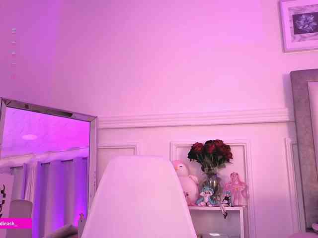 Maddieash webcam