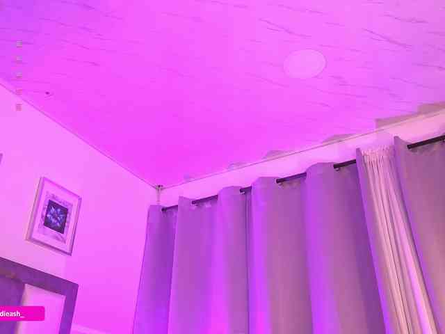 Maddieash webcam
