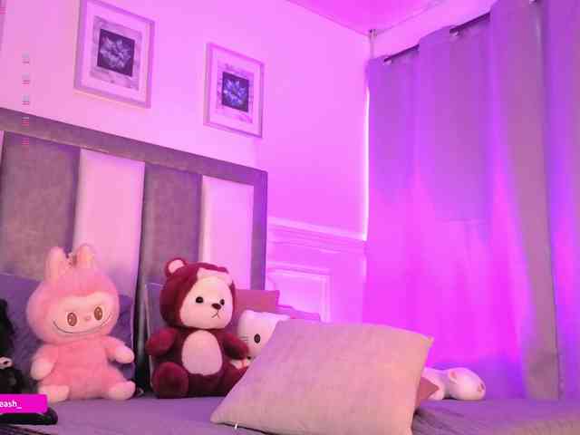 Maddieash webcam
