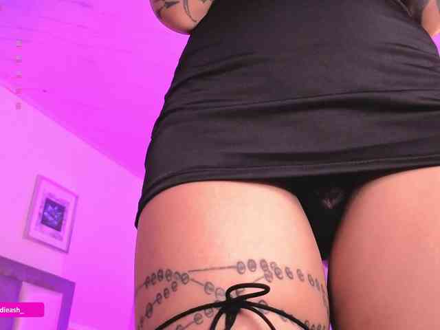 Maddieash webcam