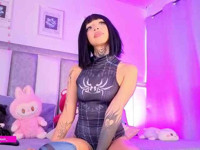 Maddieash webcam