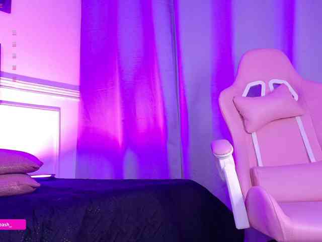 Maddieash webcam