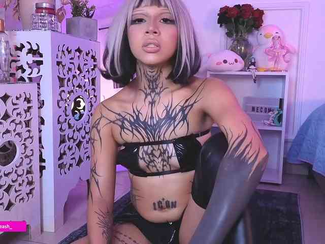 Maddieash webcam
