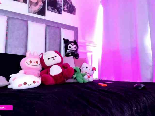 Maddieash webcam