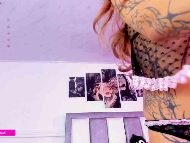 Maddieash webcam