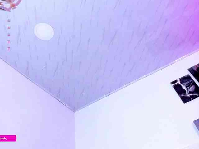 Maddieash webcam