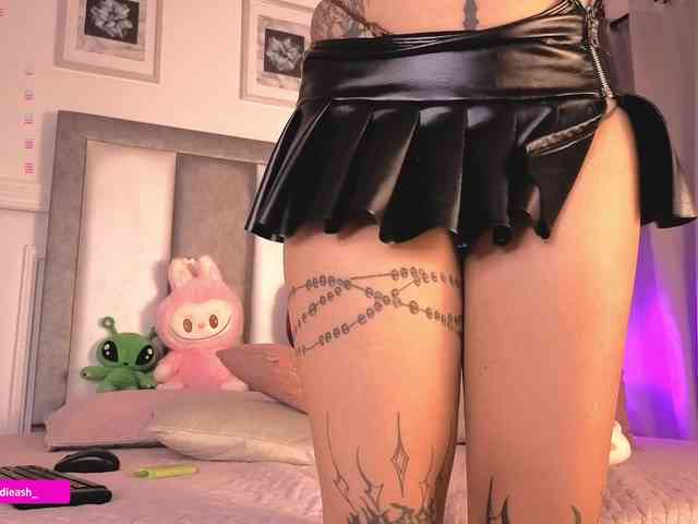 Maddieash webcam