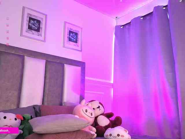 Maddieash webcam