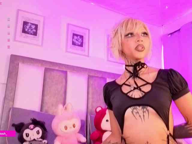 Maddieash webcam