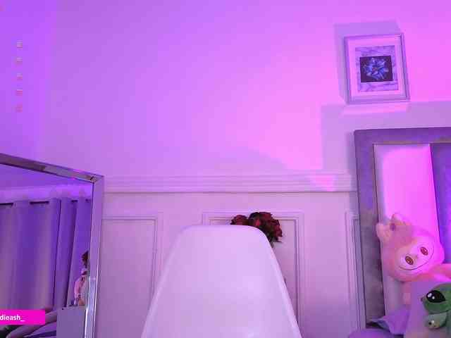 Maddieash webcam