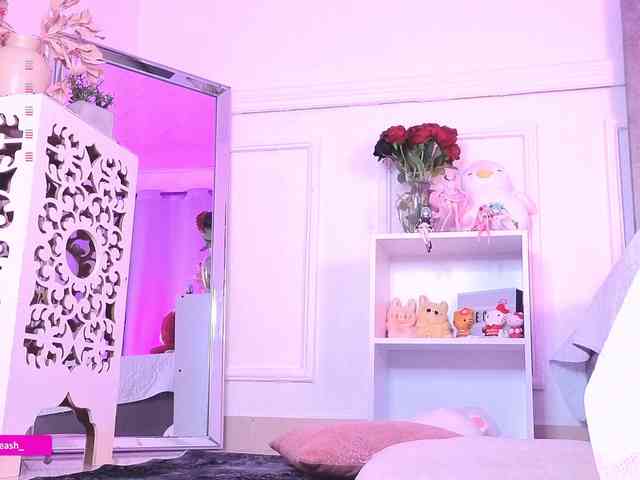 Maddieash webcam