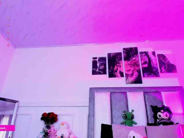 Maddieash webcam