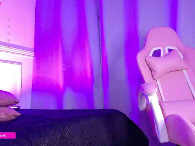 Maddieash webcam