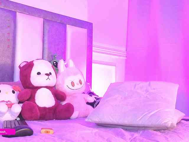 Maddieash webcam