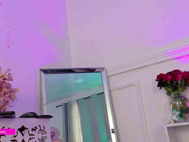 Maddieash webcam