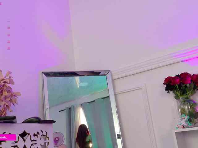 Maddieash webcam