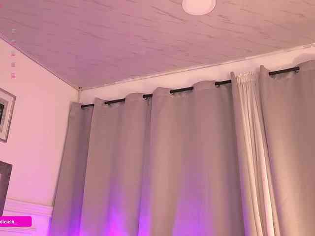 Maddieash webcam