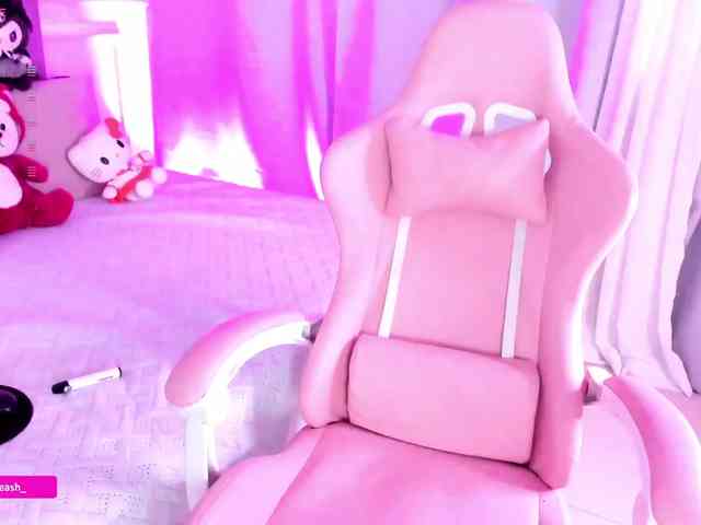 Maddieash webcam
