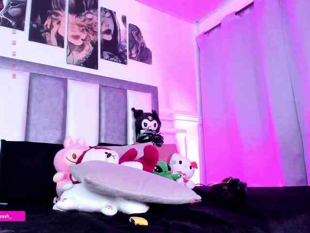 Maddieash webcam