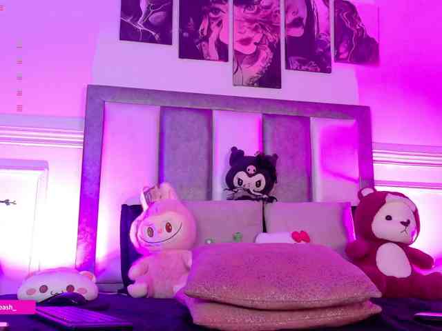 Maddieash webcam