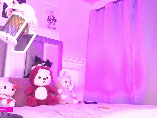 Maddieash webcam