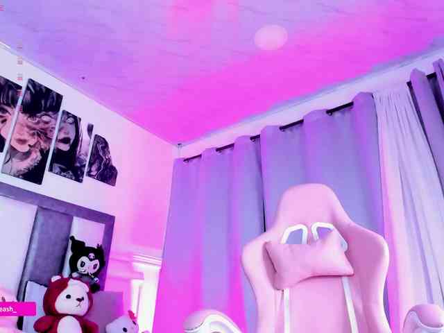 Maddieash webcam