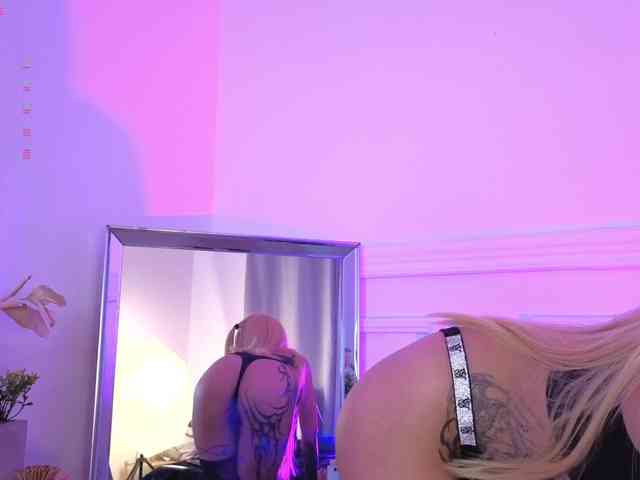 Maddieash webcam