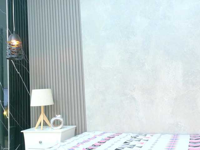 SharonCollins1 live cam on BongaCams