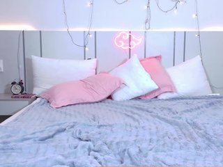 MomoMoonxxx Porn Show