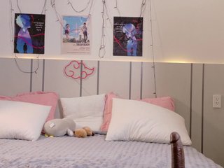 MomoMoonxxx Porn Show