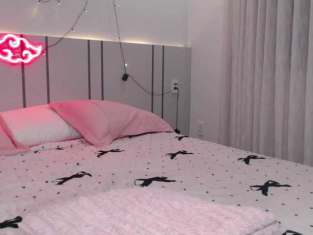 MomoMoonxxx live cam on BongaCams