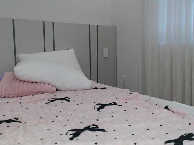 MomoMoonxxx live cam on BongaCams