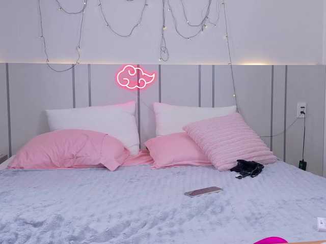 MomoMoonxxx live cam on BongaCams