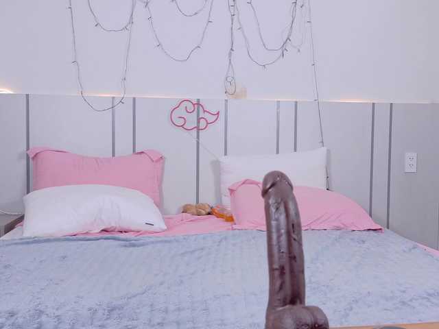MomoMoonxxx live cam on BongaCams
