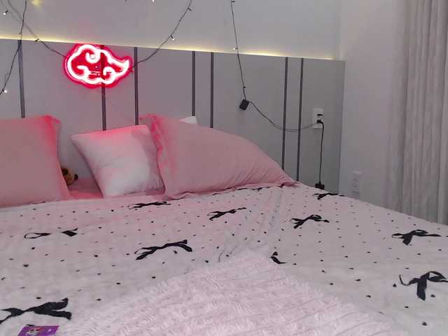 MomoMoonxxx live cam on BongaCams