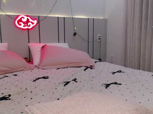 MomoMoonxxx live cam on BongaCams