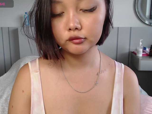MomoMoonxxx live cam on BongaCams