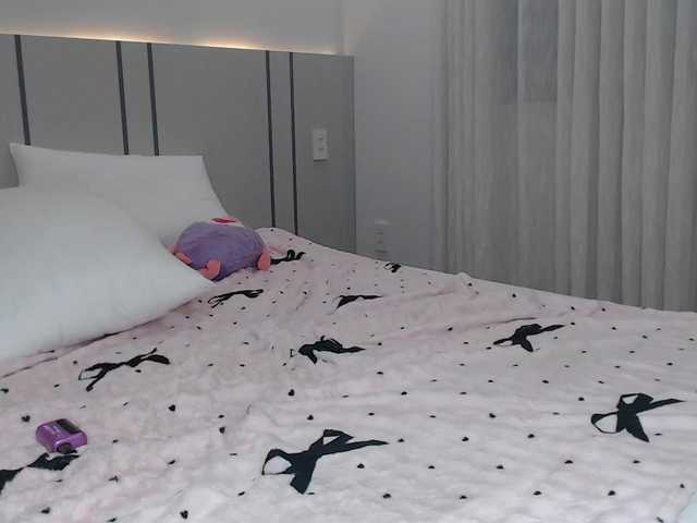 MomoMoonxxx live cam on BongaCams