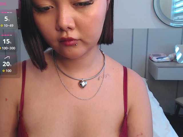 MomoMoonxxx live cam on BongaCams
